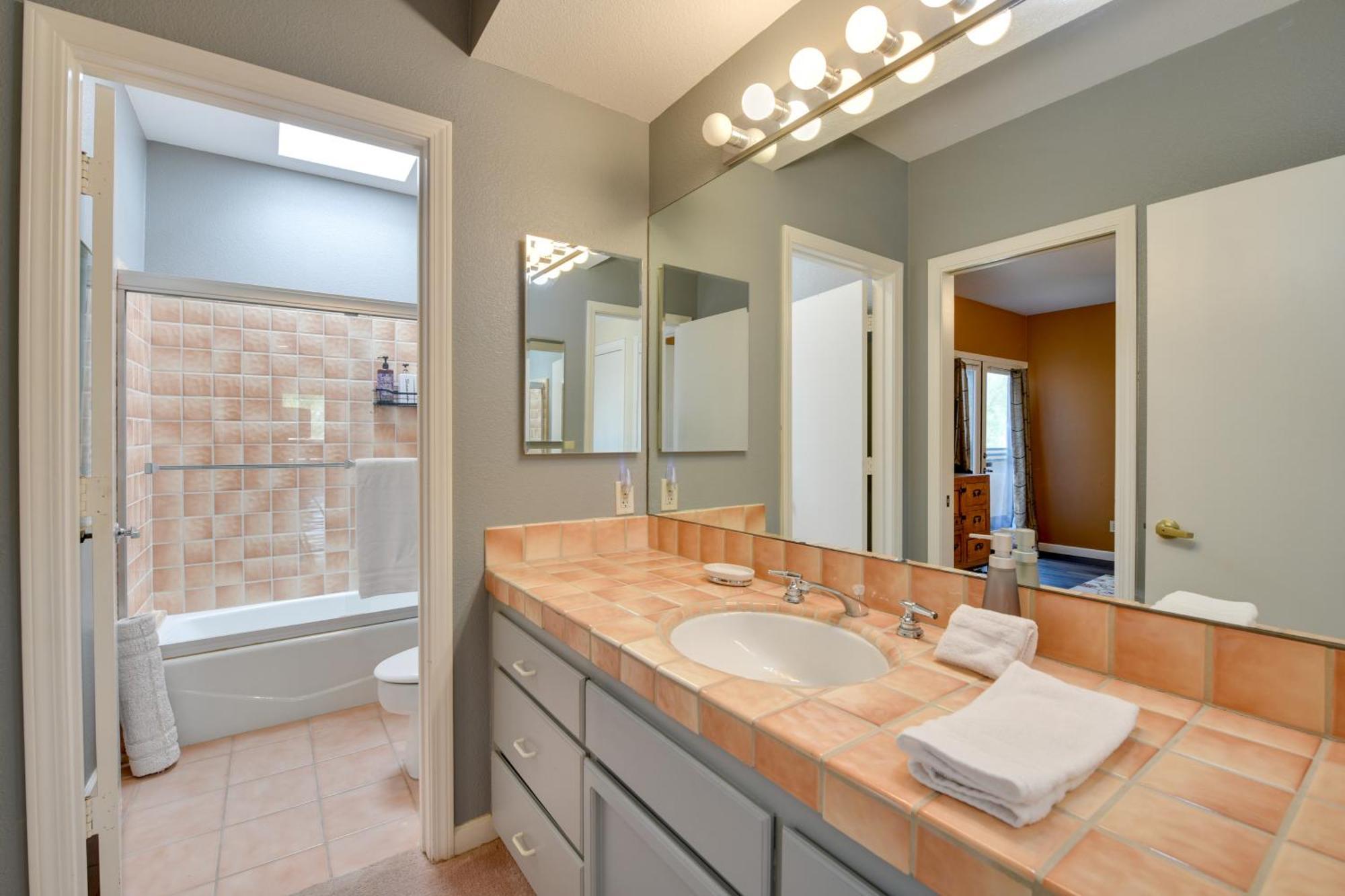 Pet-Friendly Borrego Springs Retreat Villa Luaran gambar